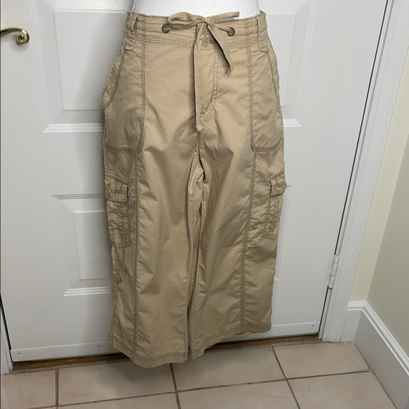 St. John's Bay Tan Cargo Utility Pants Relaxed Fit. Size 14P - Picture 1 of 13